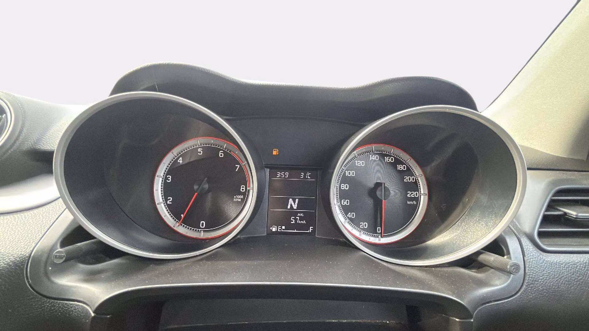 View 2022 Maruti Suzuki 1000 Base Variant Image 32 Used 2022 Maruti Suzuki 1000 Base Variant Image 32