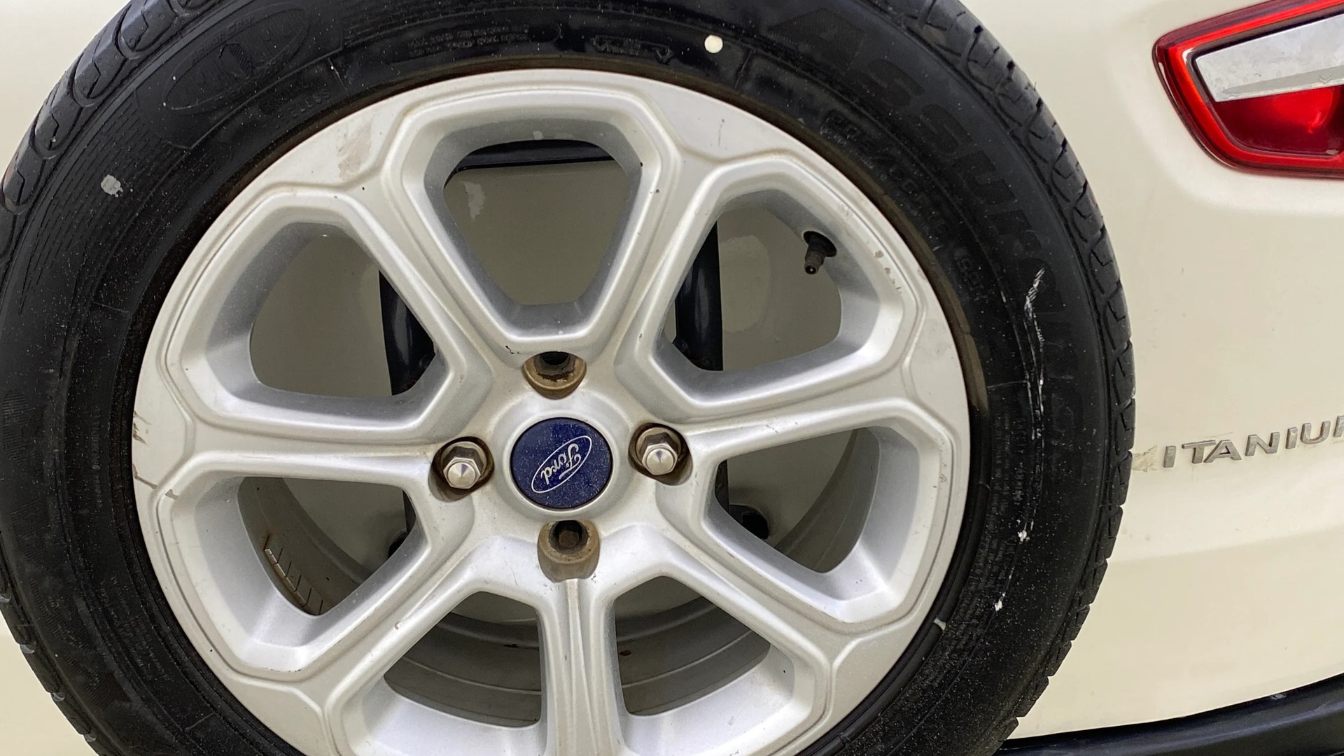 View 2020 Ford EcoSport 1.5 TDCi Diesel Ambiente BS IV Image 24 Used 2020 Ford EcoSport 1.5 TDCi Diesel Ambiente BS IV Image 24