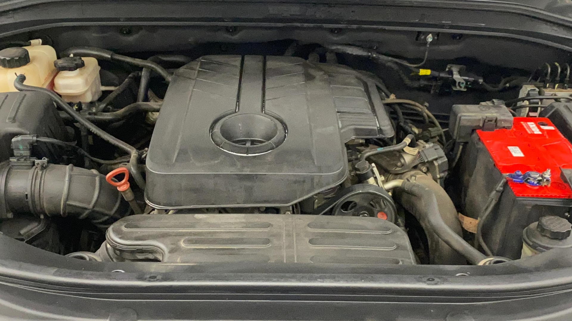 Used 2022 Mahindra Alturas G4 Used 2022 Mahindra Alturas G4