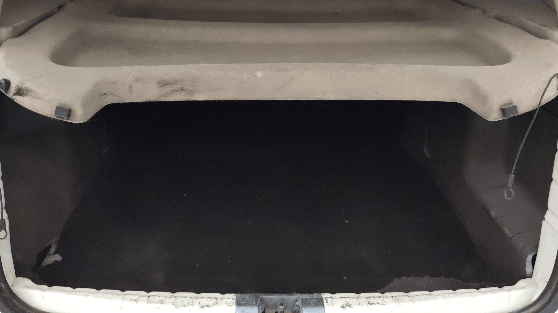 View 2019 Renault Duster Diesel 110PS RXZ AMT Image 10 Used 2019 Renault Duster Diesel 110PS RXZ AMT Image 10