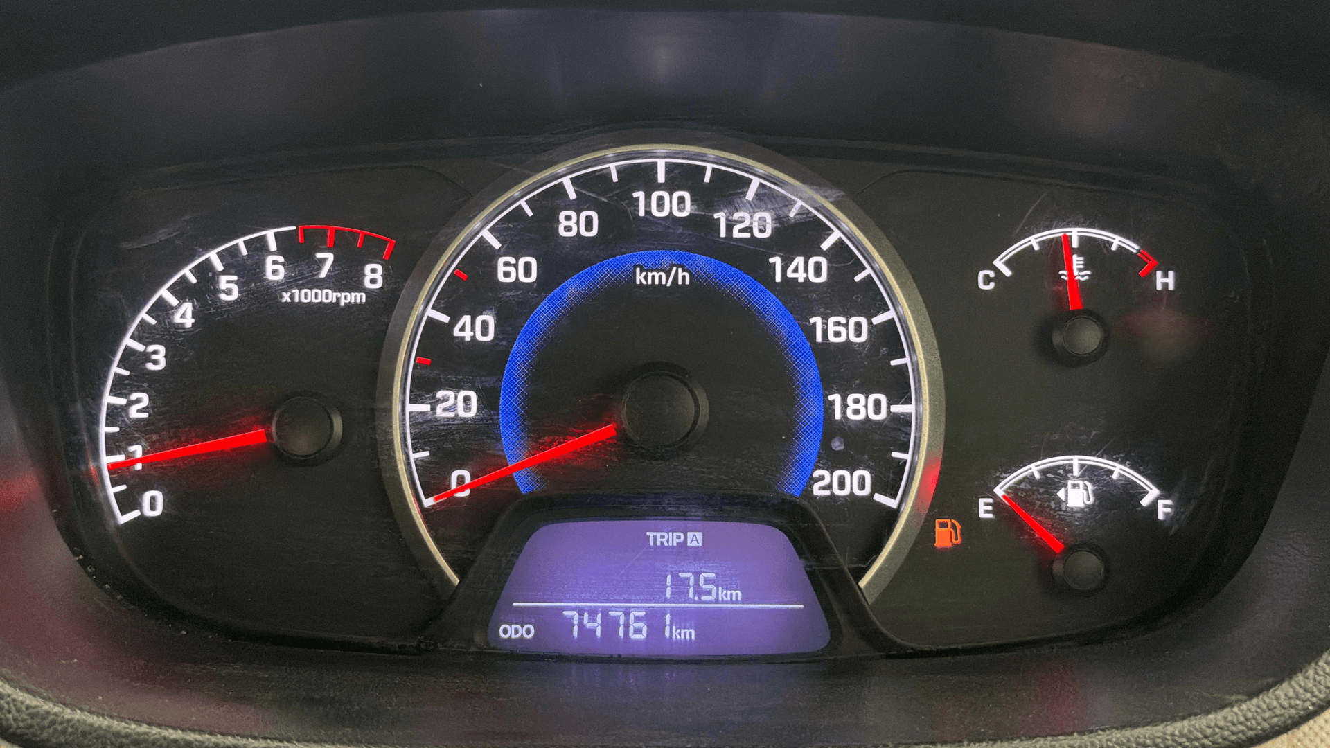 View 2017 Hyundai Grand i10 1.2 Sportz(O) Petrol Image 34 Used 2017 Hyundai Grand i10 1.2 Sportz(O) Petrol Image 34