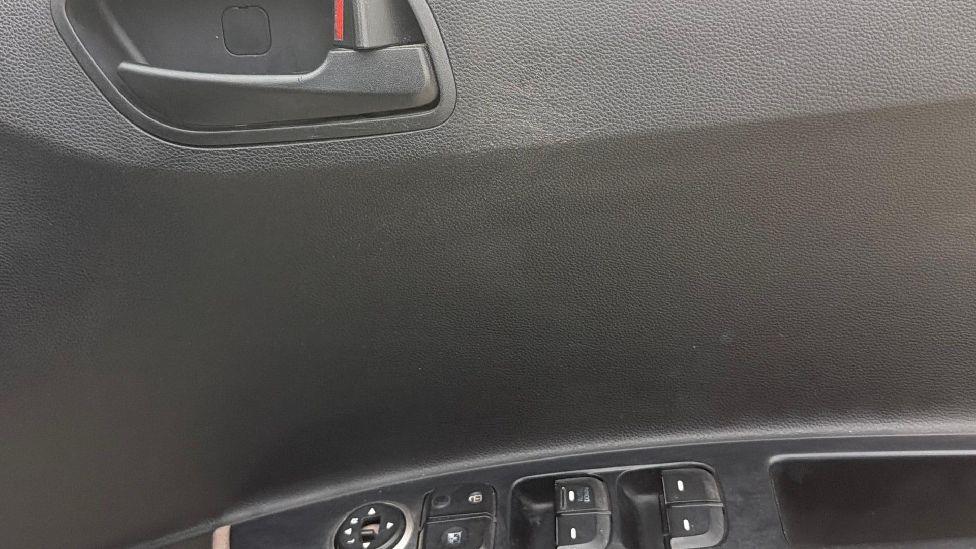 View 2017 Hyundai Grand i10 1.2 Magna Petrol AT Image 32 Used 2017 Hyundai Grand i10 1.2 Magna Petrol AT Image 32