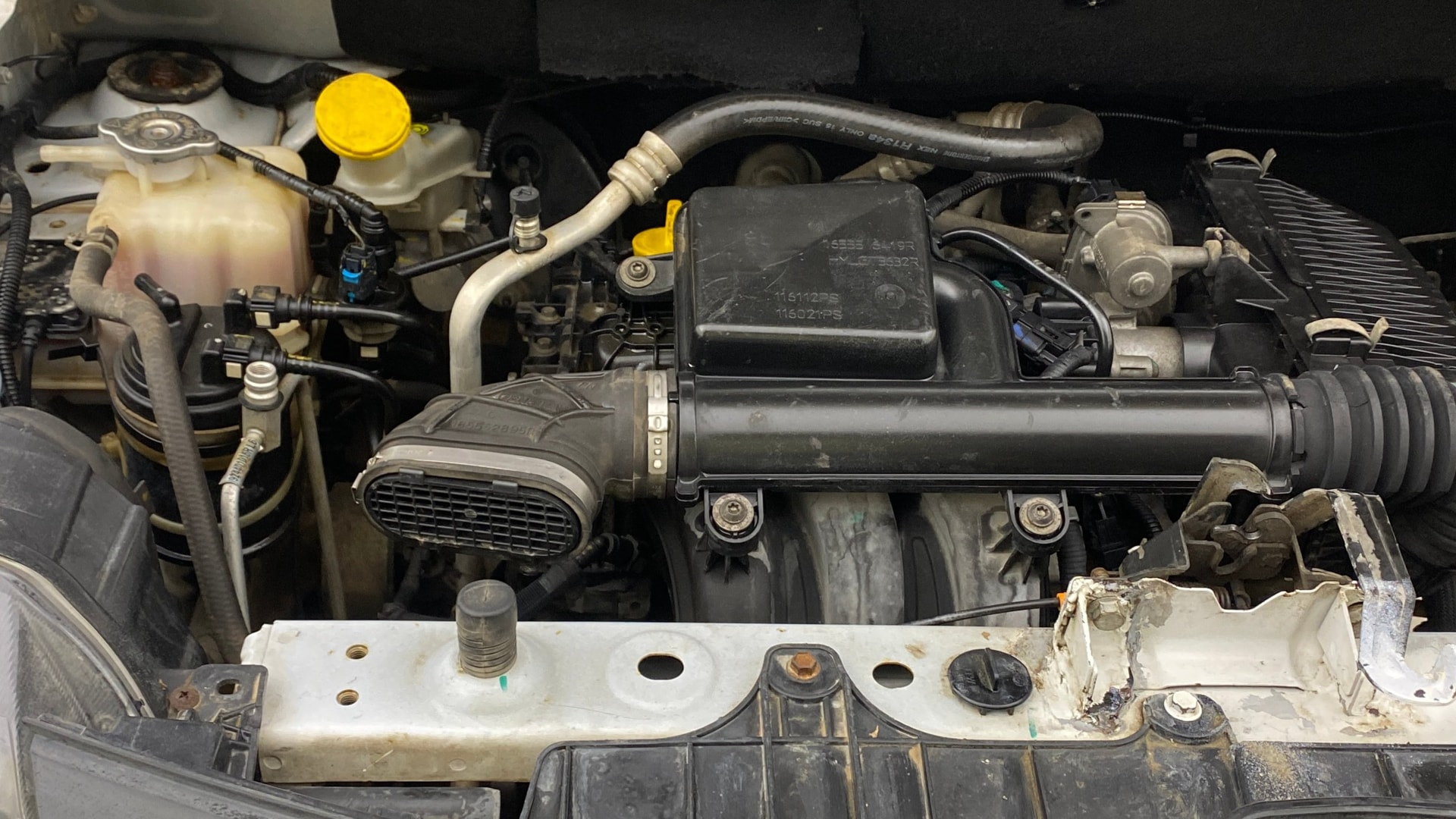 View 2021 Renault Triber RXT AMT Image 3 Used 2021 Renault Triber RXT AMT Image 3