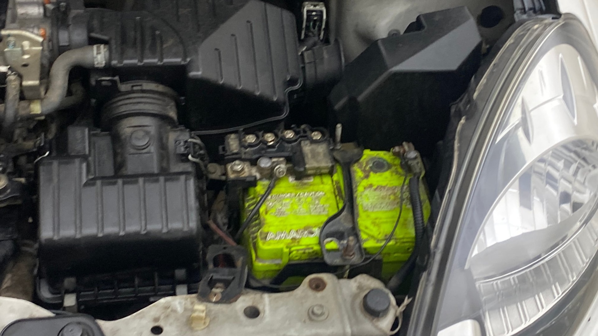 View 2015 Honda Amaze E MT Petrol BS IV Image 13 Used 2015 Honda Amaze E MT Petrol BS IV Image 13
