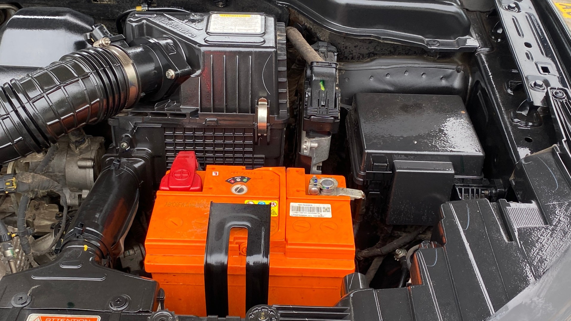 Used 2023 Mahindra XUV300 Used 2023 Mahindra XUV300