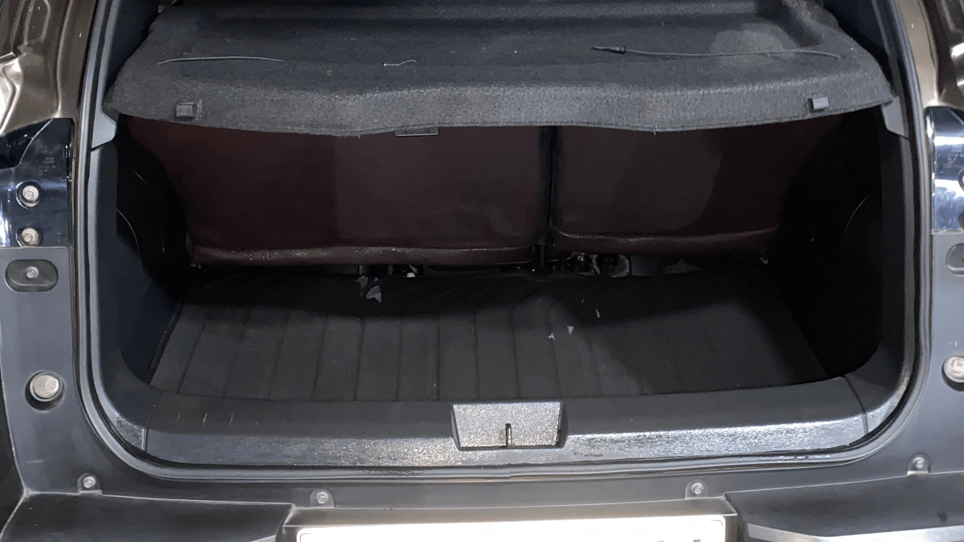 View 2022 Nissan Magnite XV Image 10 Used 2022 Nissan Magnite XV Image 10
