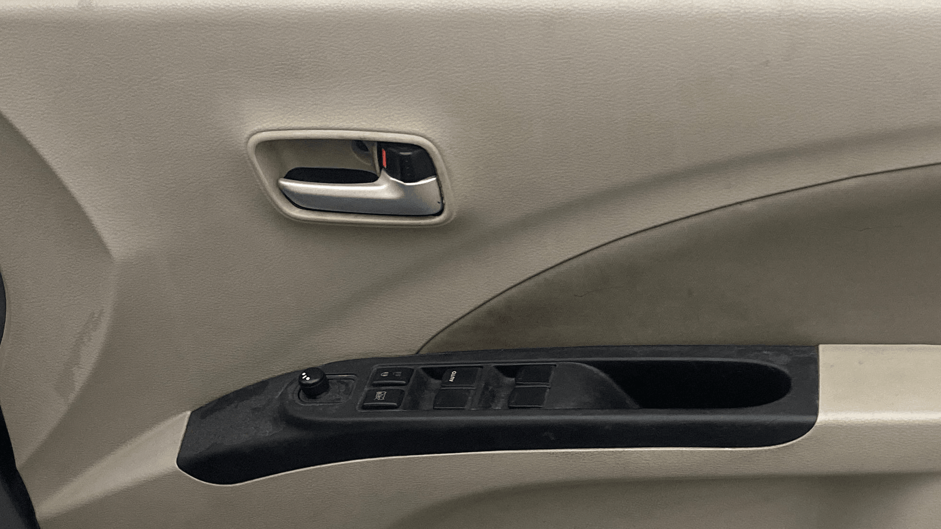 View 2021 Maruti Suzuki 1000 Base Variant Image 32 Used 2021 Maruti Suzuki 1000 Base Variant Image 32