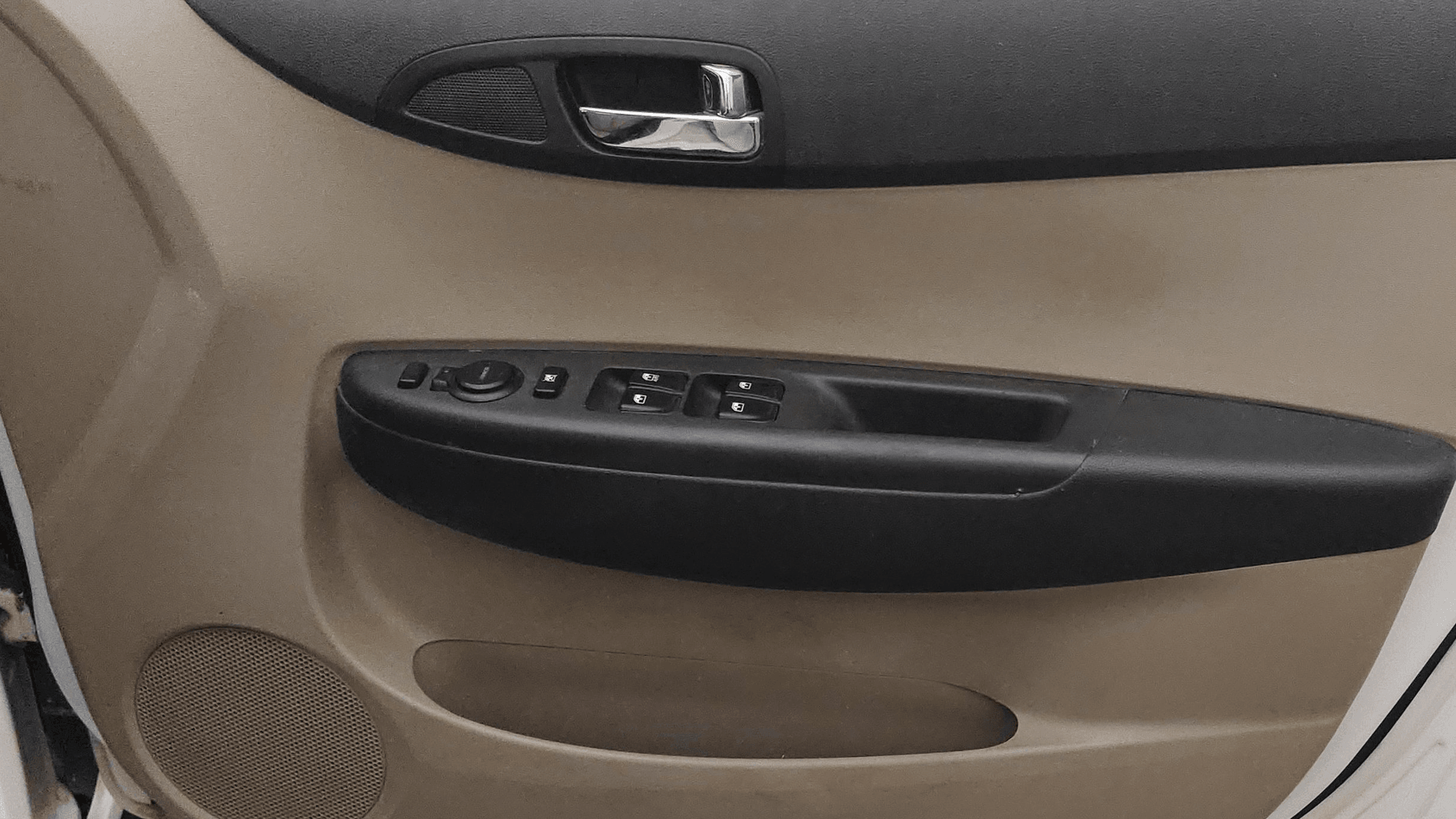 View 2014 Hyundai Elite i20 1.4 Era Diesel BS IV Image 33 Used 2014 Hyundai Elite i20 1.4 Era Diesel BS IV Image 33