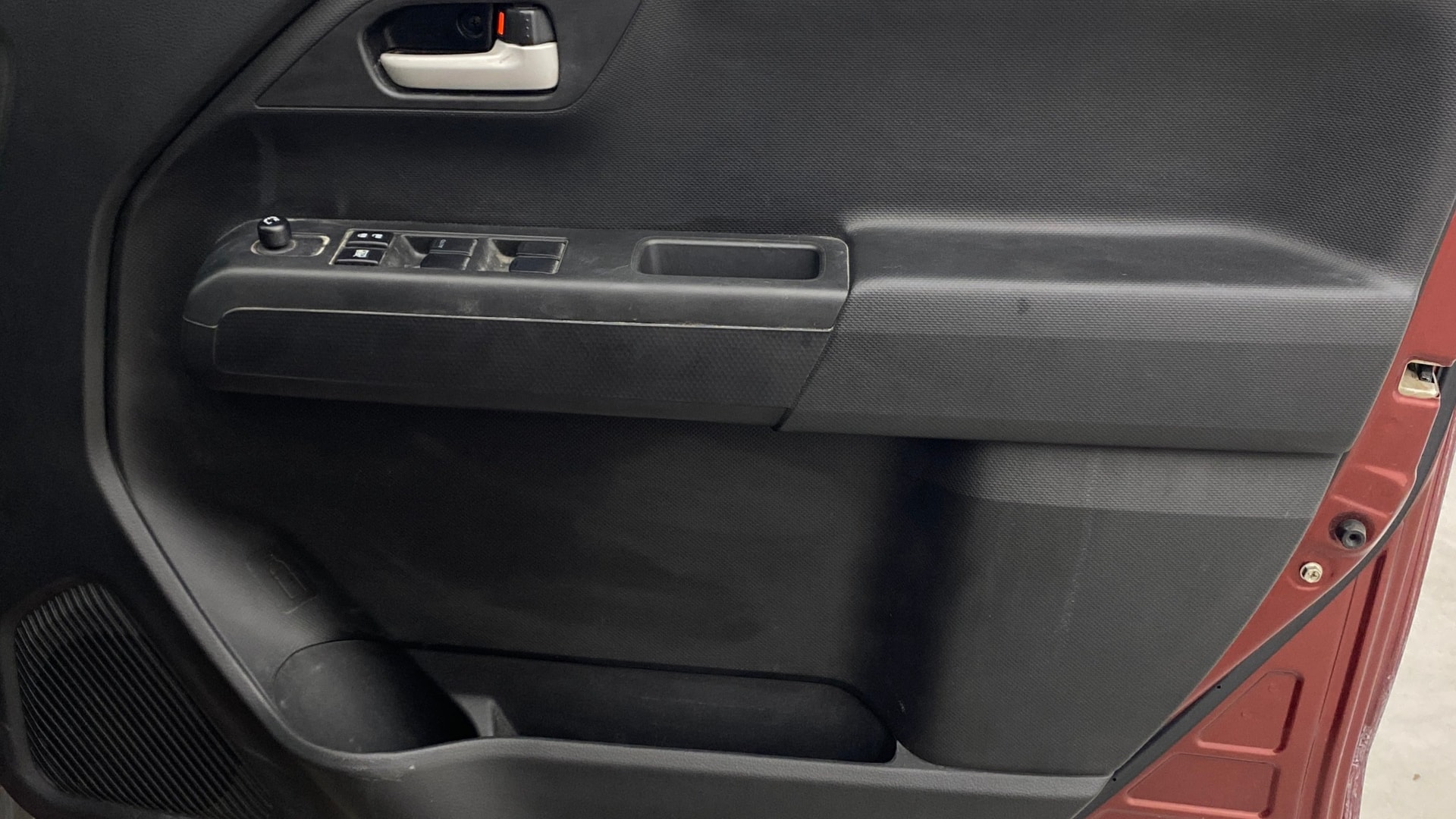 View 2023 Maruti Suzuki 1000 Base Variant Image 33 Used 2023 Maruti Suzuki 1000 Base Variant Image 33