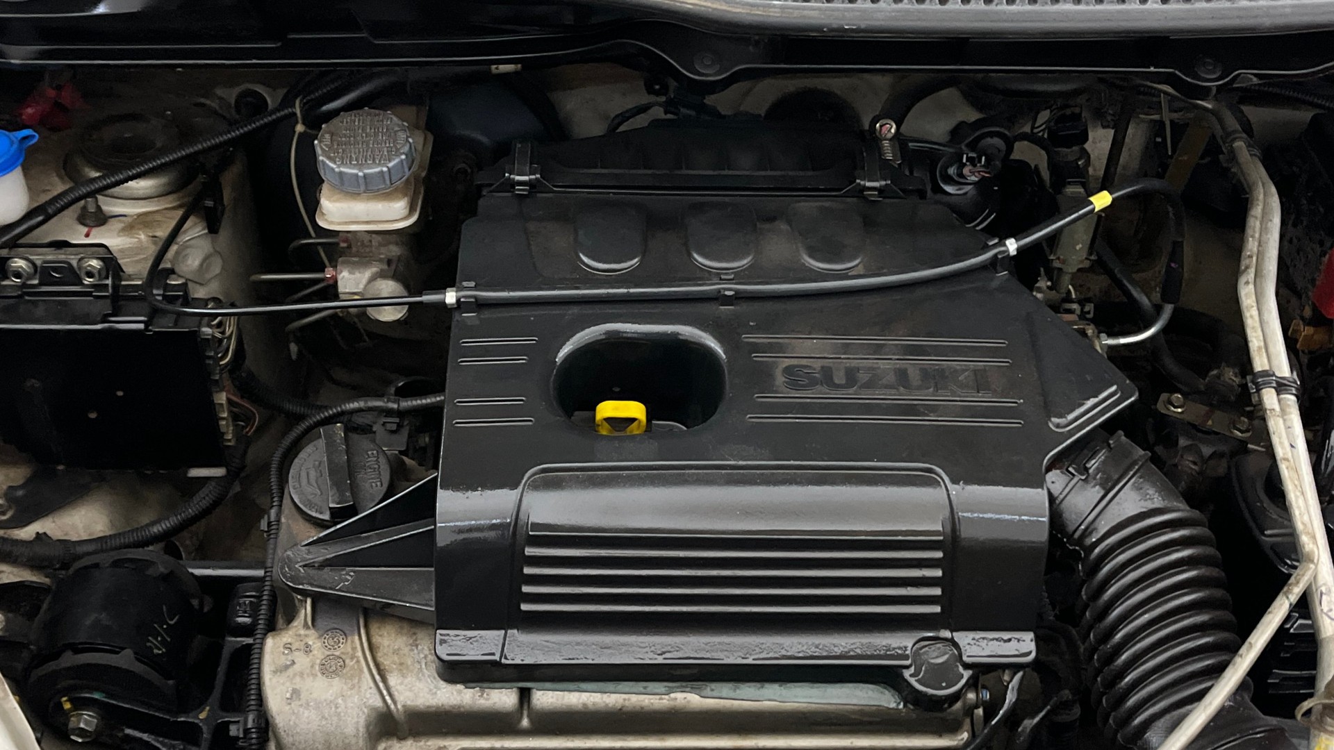 View 2015 Maruti Suzuki 1000 Base Variant Image 3 Used 2015 Maruti Suzuki 1000 Base Variant Image 3