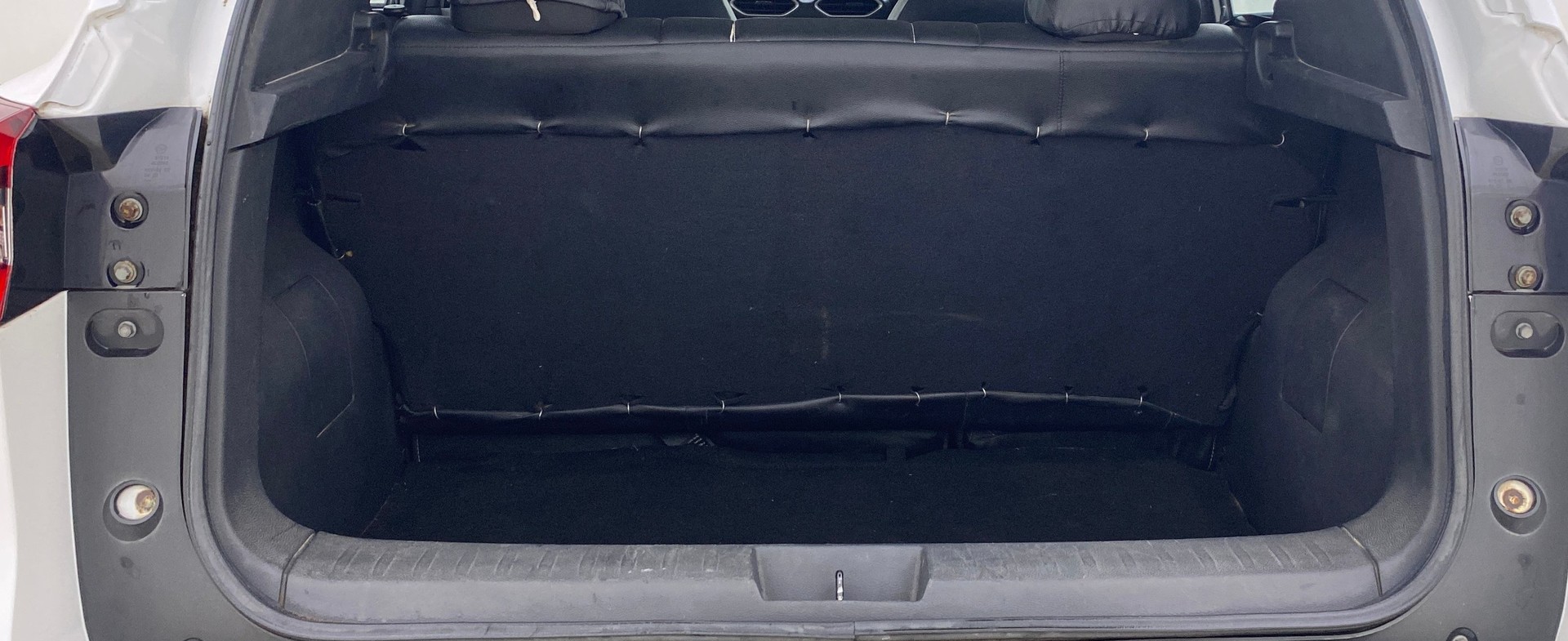 View 2022 Nissan Magnite XE Image 10 Used 2022 Nissan Magnite XE Image 10