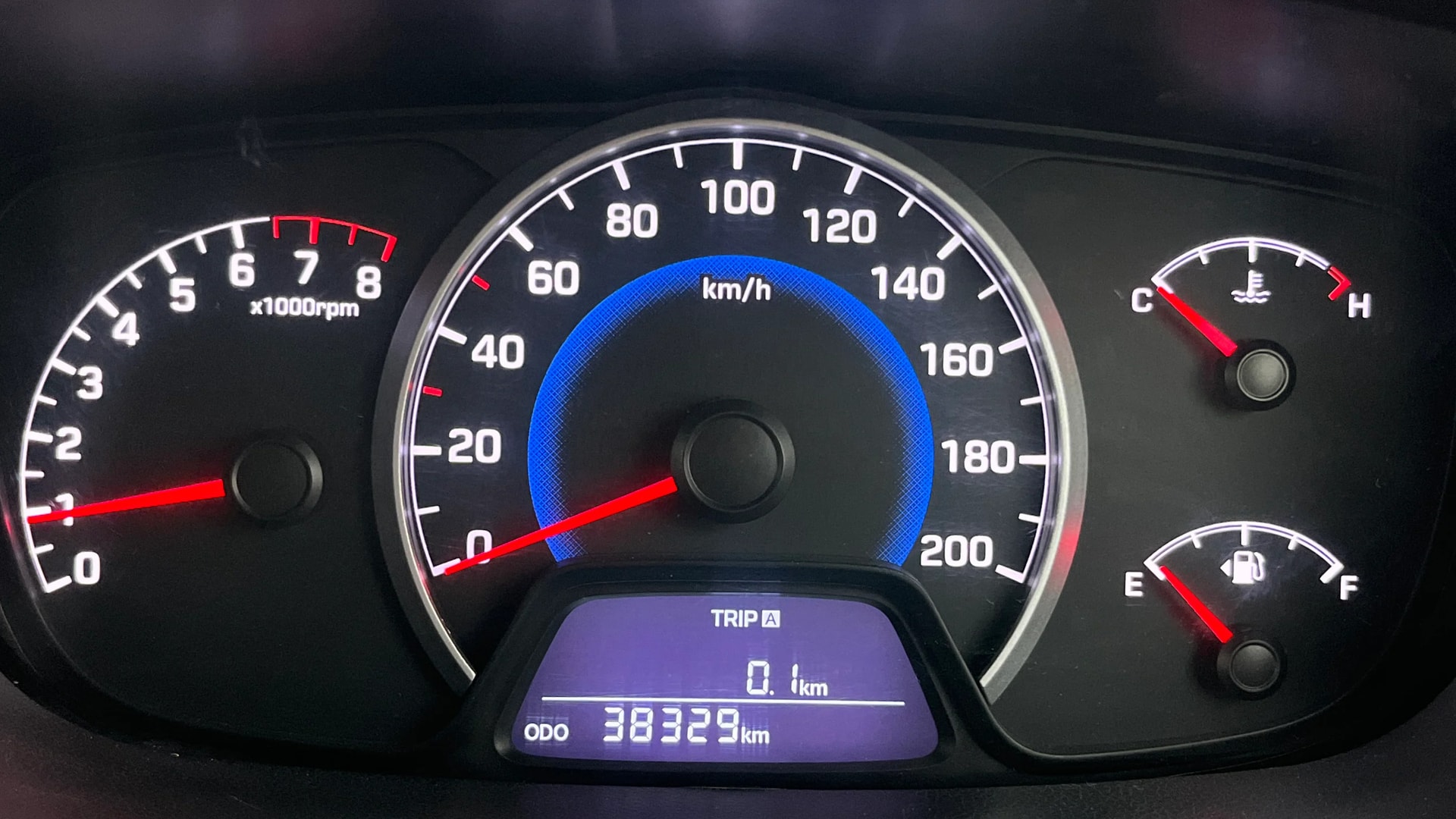 View 2014 Hyundai Grand i10 1.2 Asta Petrol Image 34 Used 2014 Hyundai Grand i10 1.2 Asta Petrol Image 34