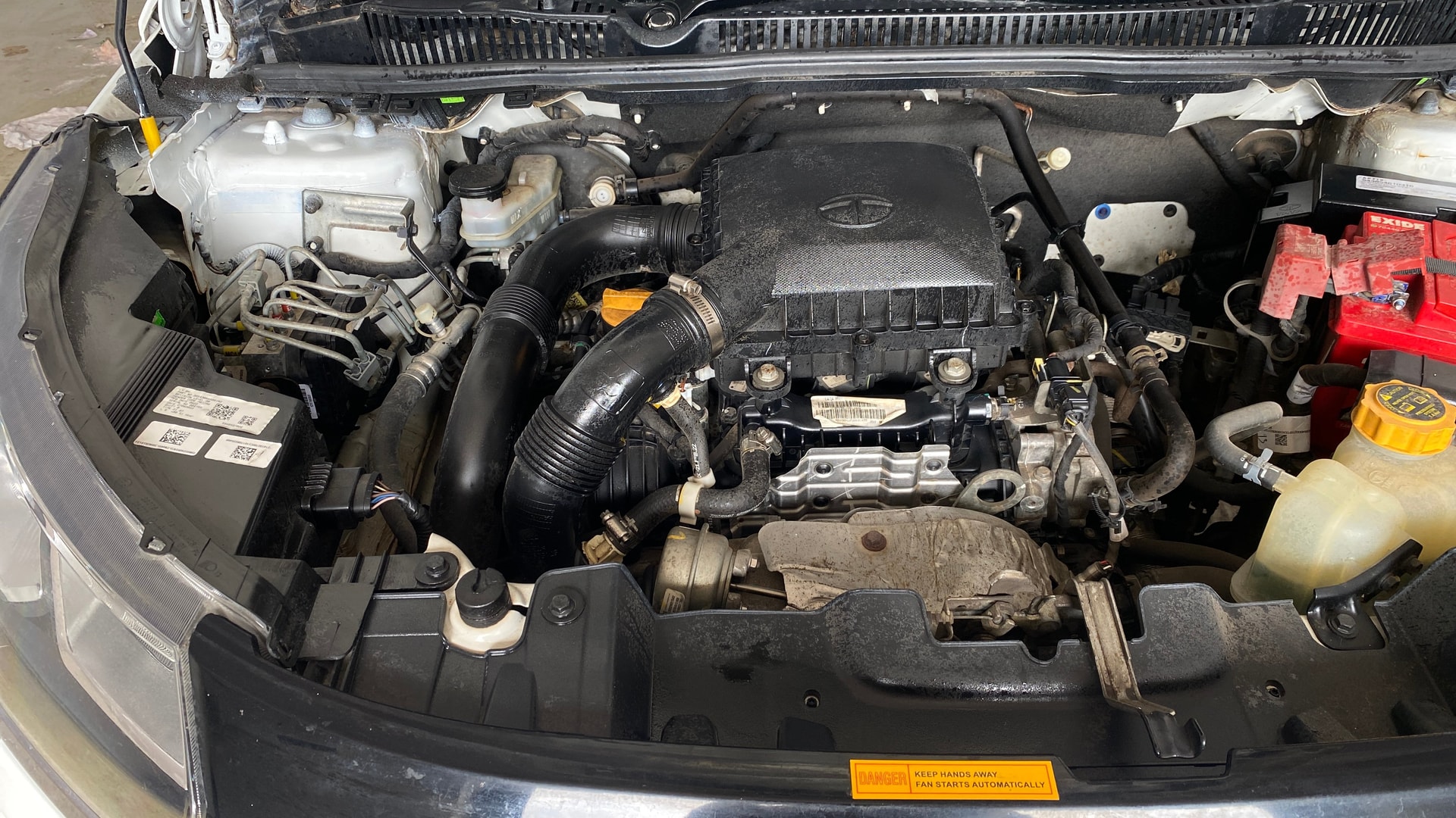 View 2022 Tata Nexon Revotron XE Image 3 Used 2022 Tata Nexon Revotron XE Image 3
