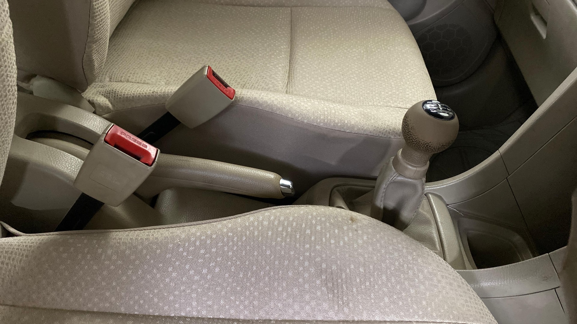 View 2014 Maruti Suzuki 1000 Base Variant Image 38 Used 2014 Maruti Suzuki 1000 Base Variant Image 38