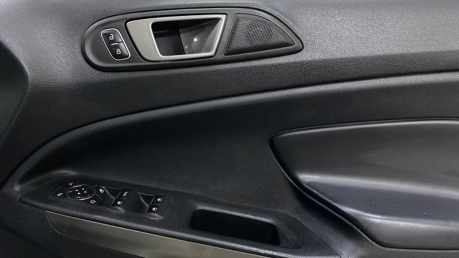 View 2019 Ford EcoSport 1.5 TDCi Diesel Ambiente BS IV Image 41 Used 2019 Ford EcoSport 1.5 TDCi Diesel Ambiente BS IV Image 41