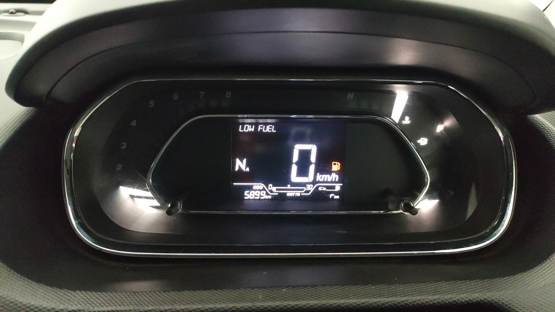 View 2021 Tata Tiago Revotorq XB Image 34 Used 2021 Tata Tiago Revotorq XB Image 34