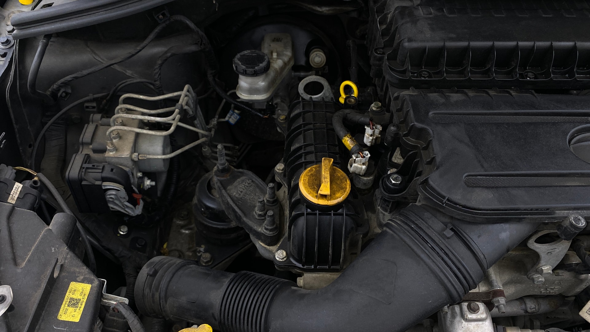 View 2022 Tata Tigor XE Diesel Image 3 Used 2022 Tata Tigor XE Diesel Image 3