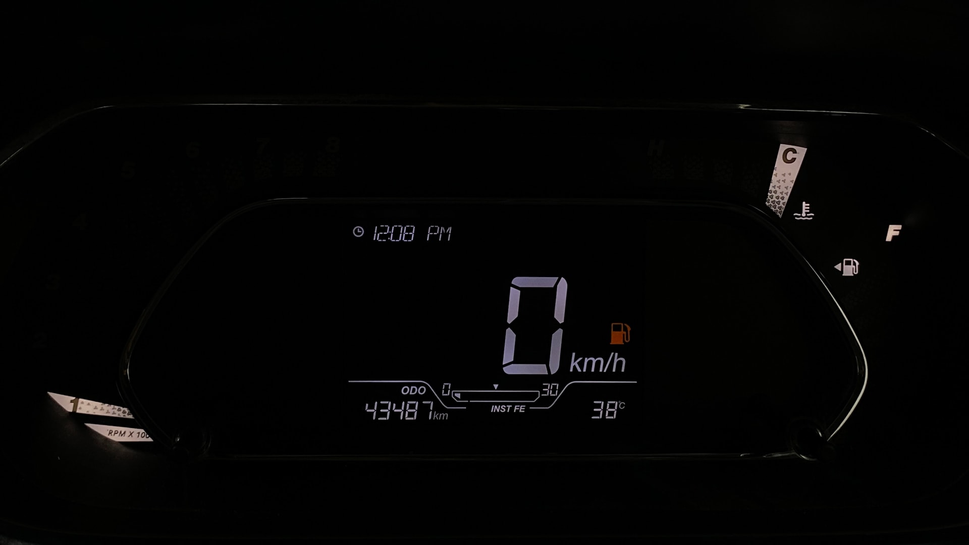 View 2022 Tata Tigor XE Diesel Image 35 Used 2022 Tata Tigor XE Diesel Image 35