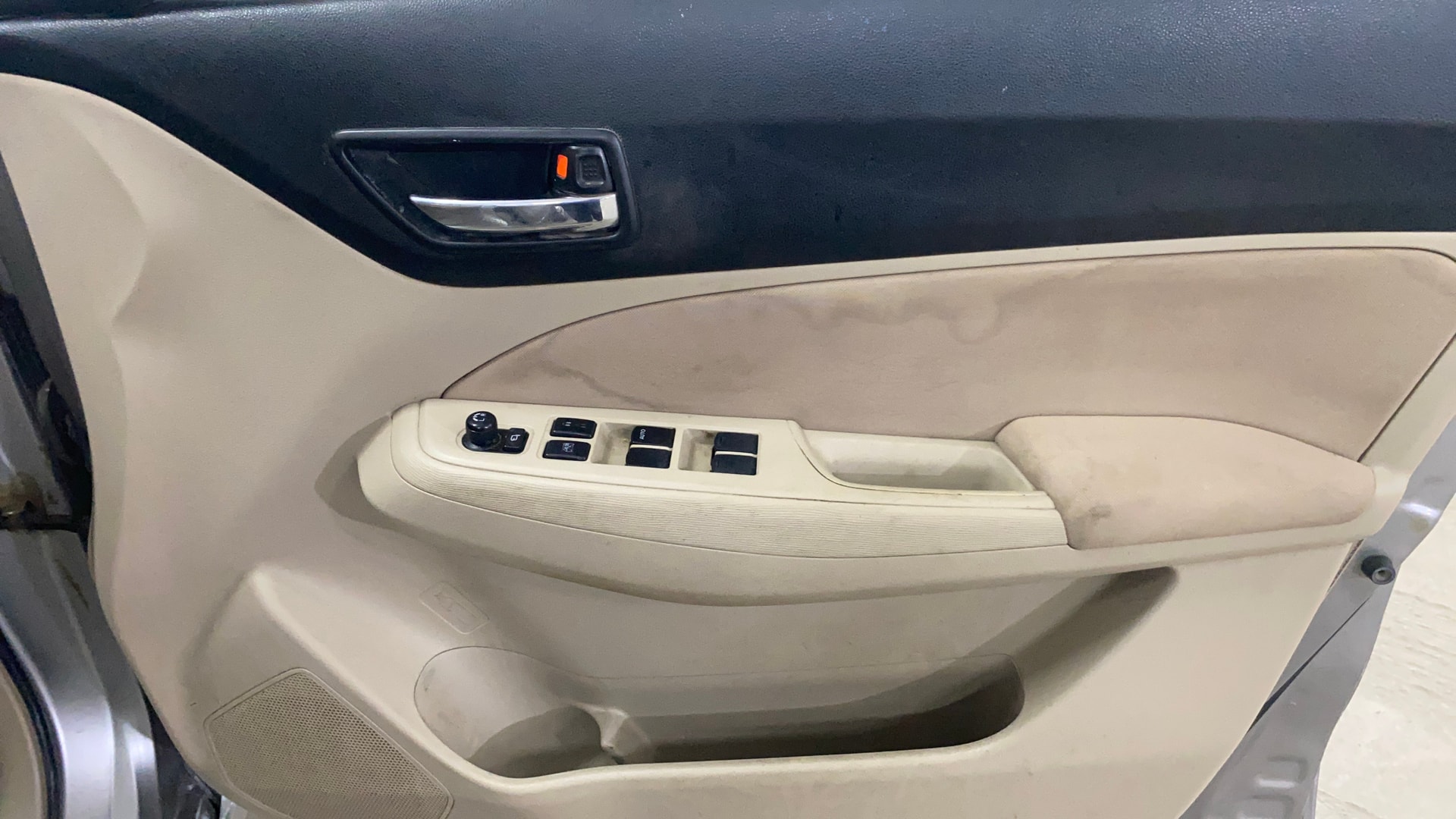 View 2021 Maruti Suzuki 1000 Base Variant Image 32 Used 2021 Maruti Suzuki 1000 Base Variant Image 32