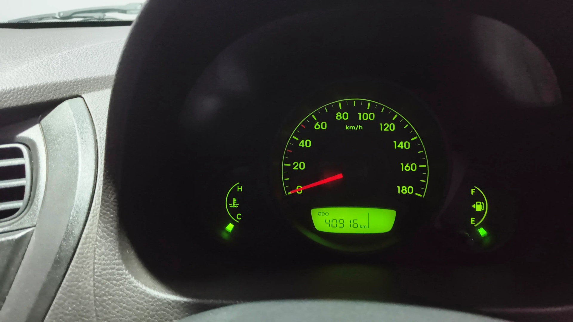 View 2013 Hyundai EON D-Lite Plus Image 34 Used 2013 Hyundai EON D-Lite Plus Image 34
