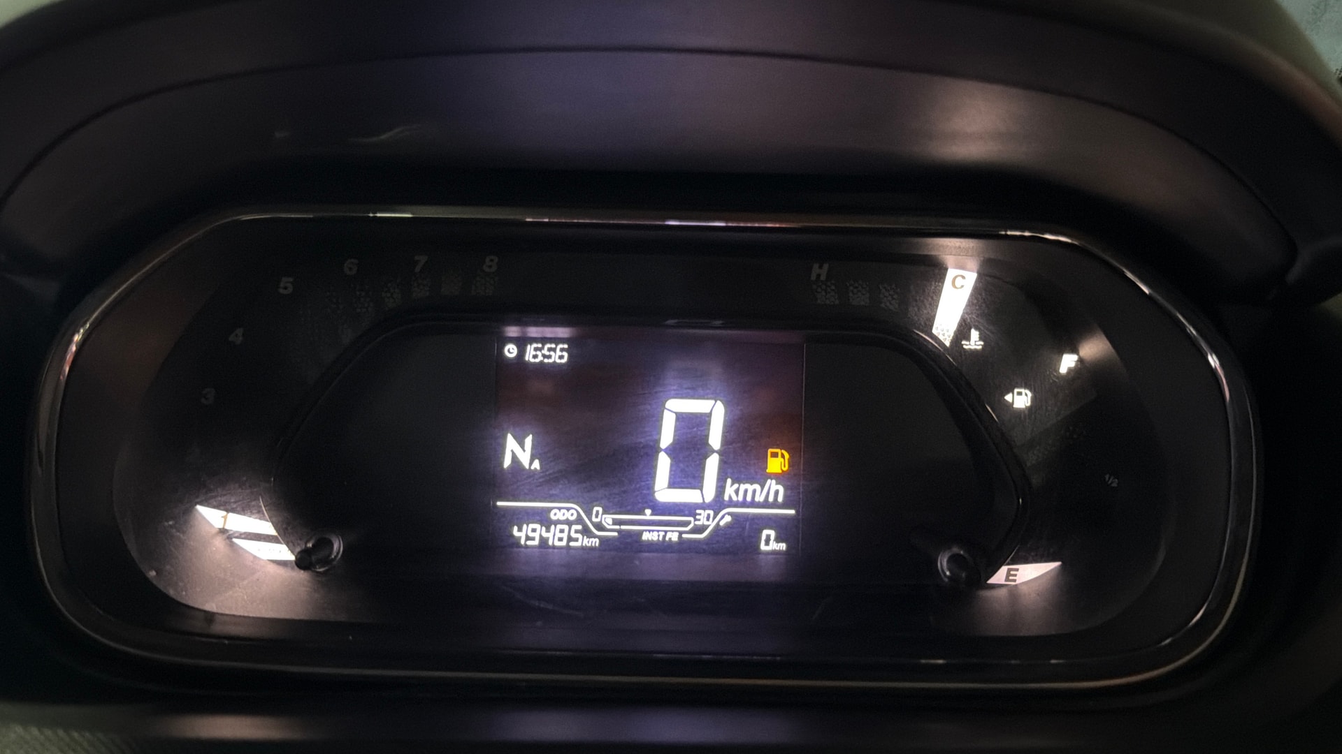 View 2021 Tata Tiago Revotorq XB Image 33 Used 2021 Tata Tiago Revotorq XB Image 33