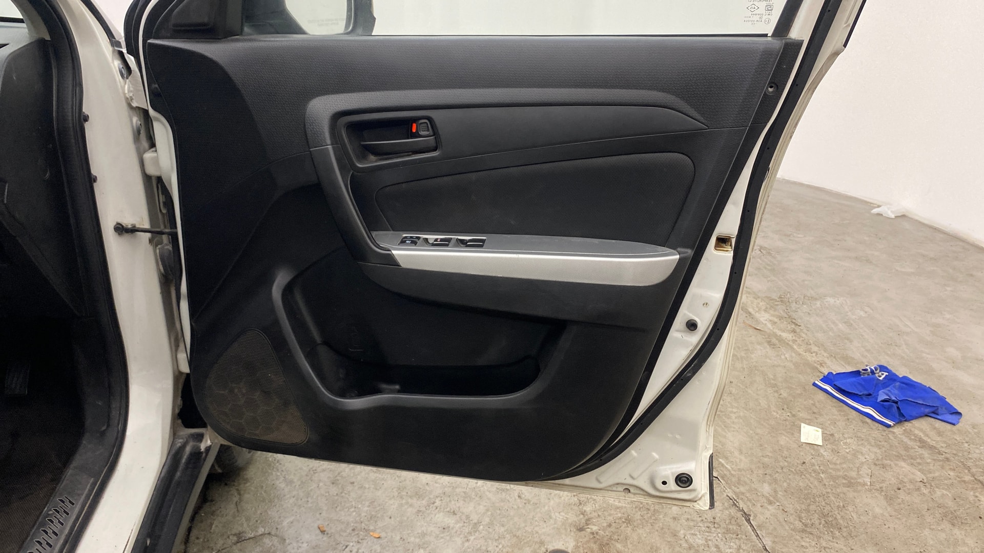 View 2022 Maruti Suzuki 1000 Base Variant Image 32 Used 2022 Maruti Suzuki 1000 Base Variant Image 32