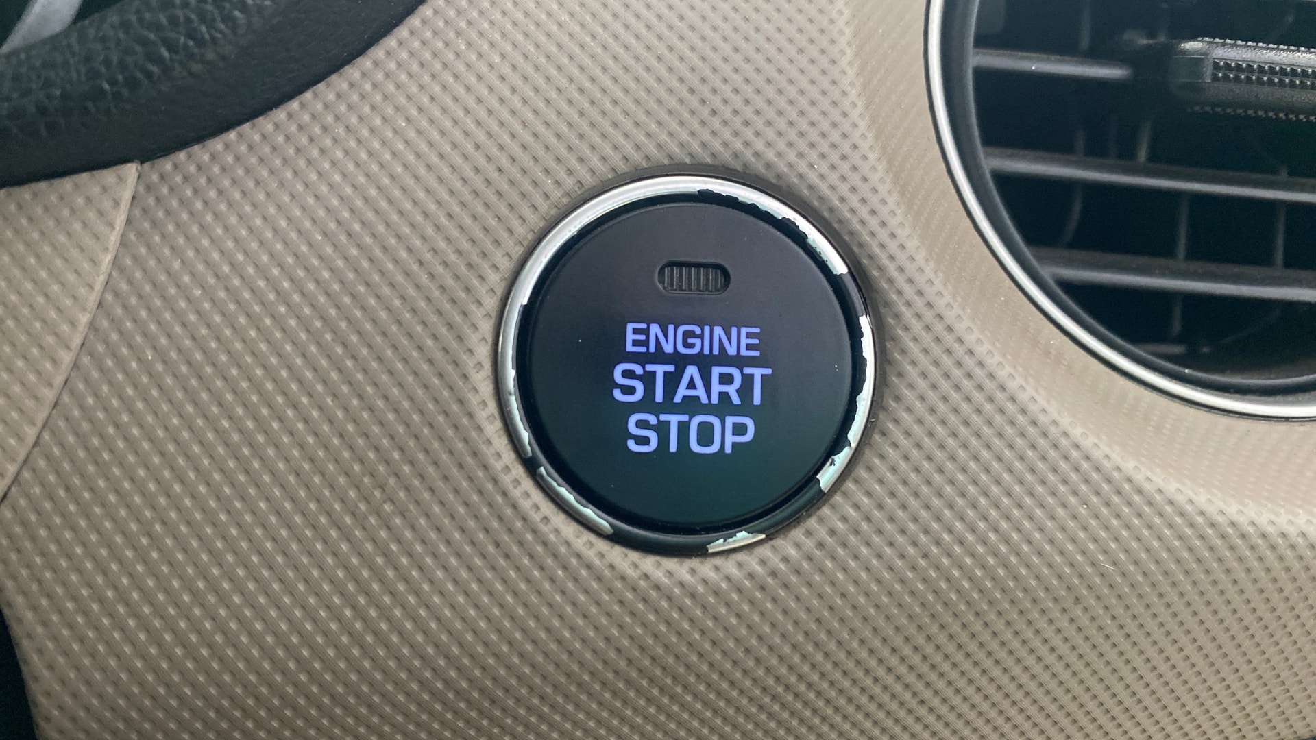 View 2015 Hyundai Grand i10 Asta AT 1.2 Kappa VTVT Image 33 Used 2015 Hyundai Grand i10 Asta AT 1.2 Kappa VTVT Image 33