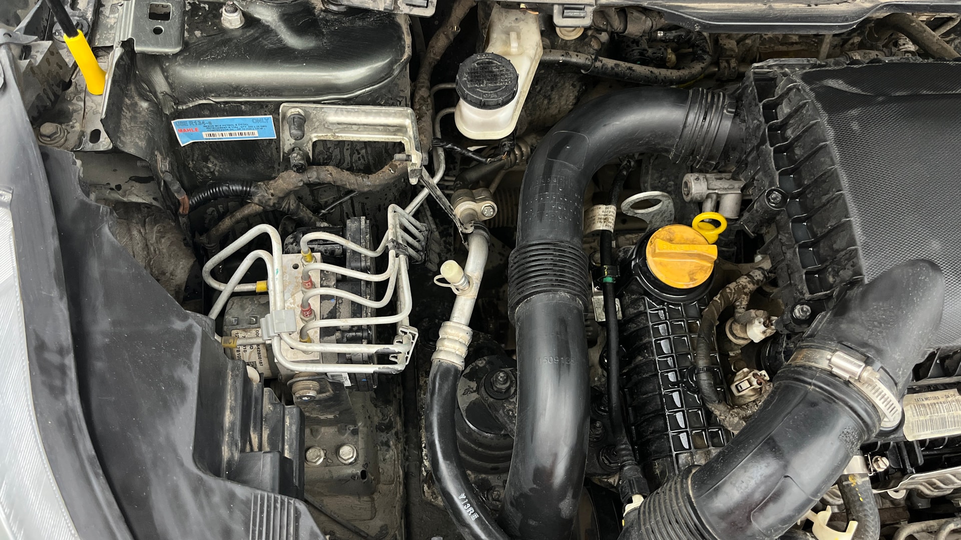 View 2021 Tata Nexon Revotron XE Image 26 Used 2021 Tata Nexon Revotron XE Image 26