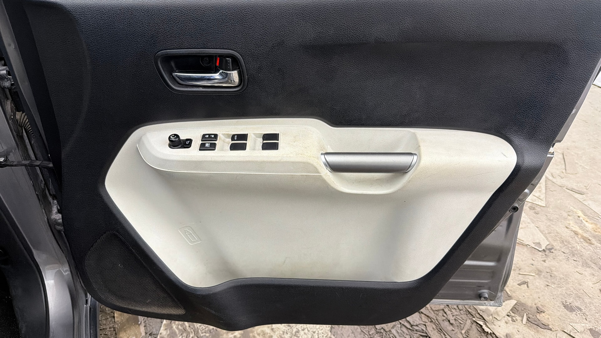 View 2021 Maruti Suzuki 1000 Base Variant Image 38 Used 2021 Maruti Suzuki 1000 Base Variant Image 38