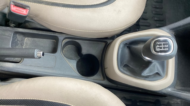 View Hyundai Grand i10 Image 37 Used Hyundai Grand i10 Image 37