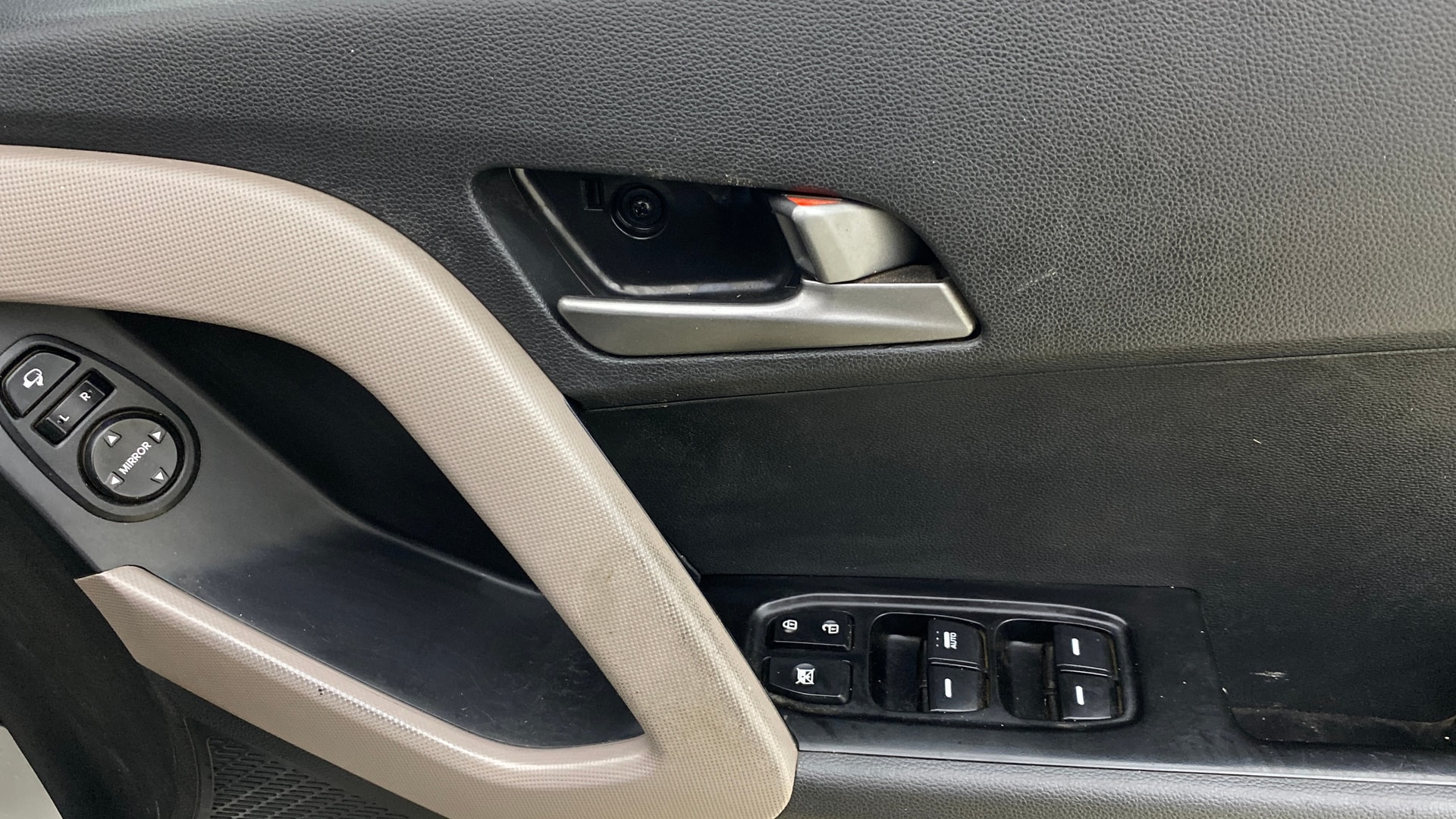 View 2017 Hyundai Creta 1.4 E Diesel Image 33 Used 2017 Hyundai Creta 1.4 E Diesel Image 33