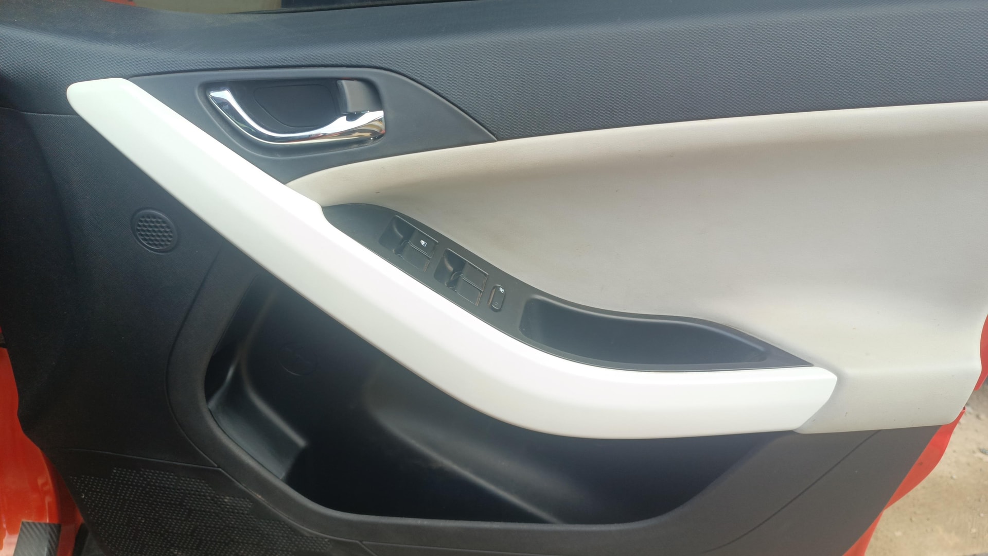 View 2023 Tata Nexon Revotron XE Image 38 Used 2023 Tata Nexon Revotron XE Image 38