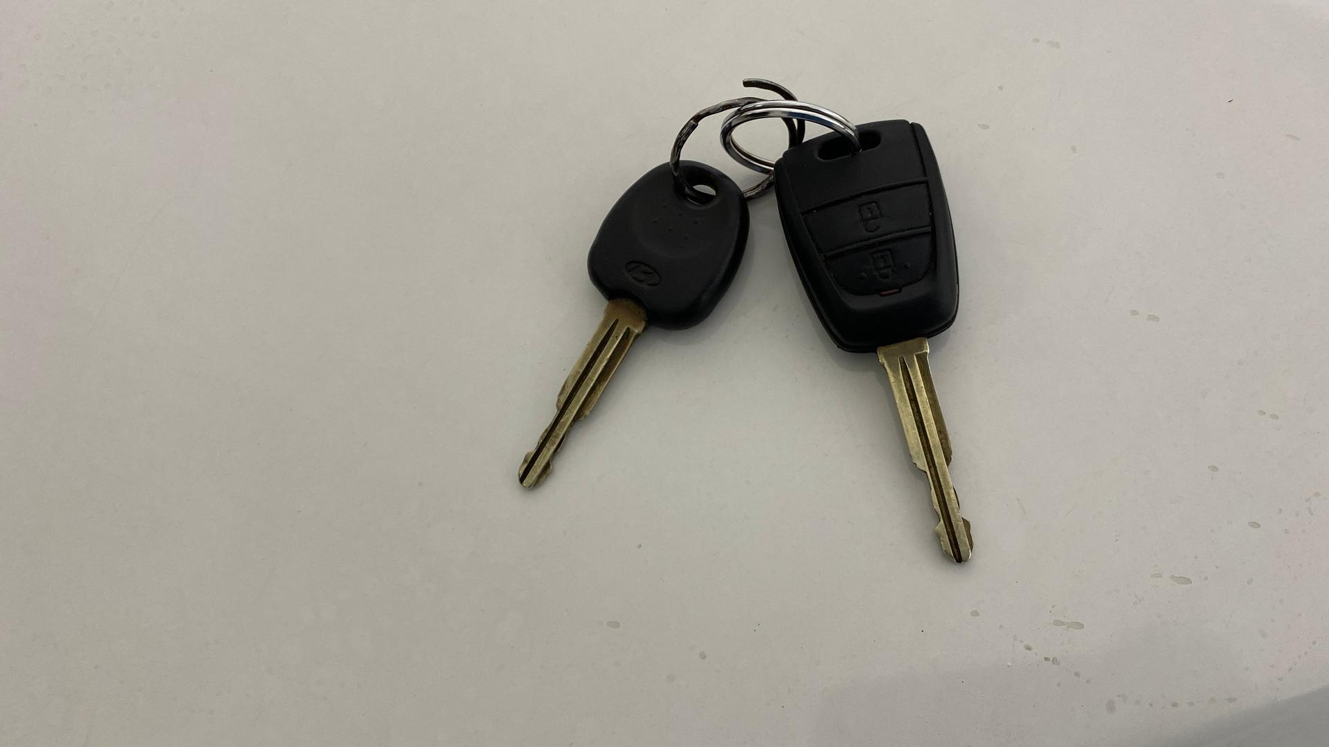 यूज़्ड 2016 ह्युंडई ग्रैंड आई10, Mumbai 26 यूज़्ड 2016 ह्युंडई ग्रैंड आई10, Mumbai 26
