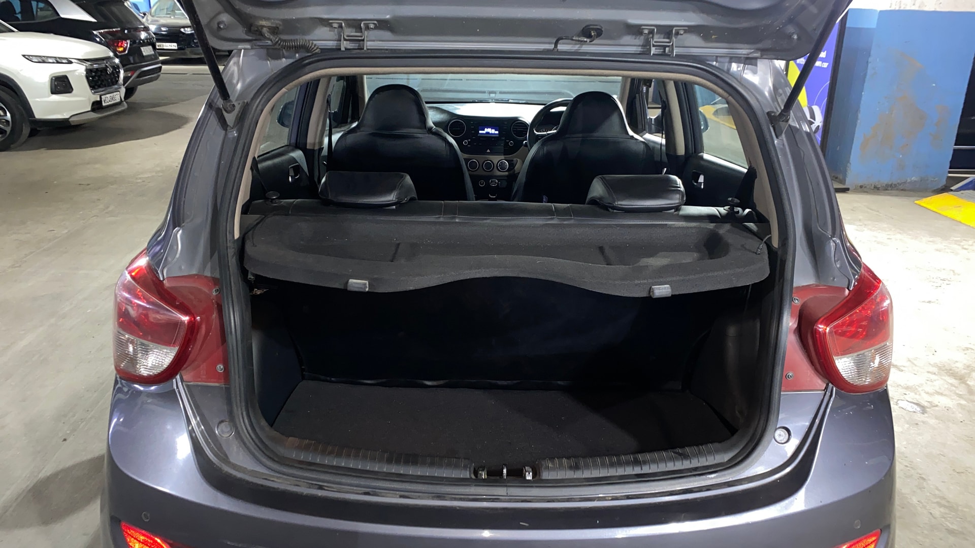View 2016 Hyundai Grand i10 1.2 Asta Petrol Image 10 Used 2016 Hyundai Grand i10 1.2 Asta Petrol Image 10