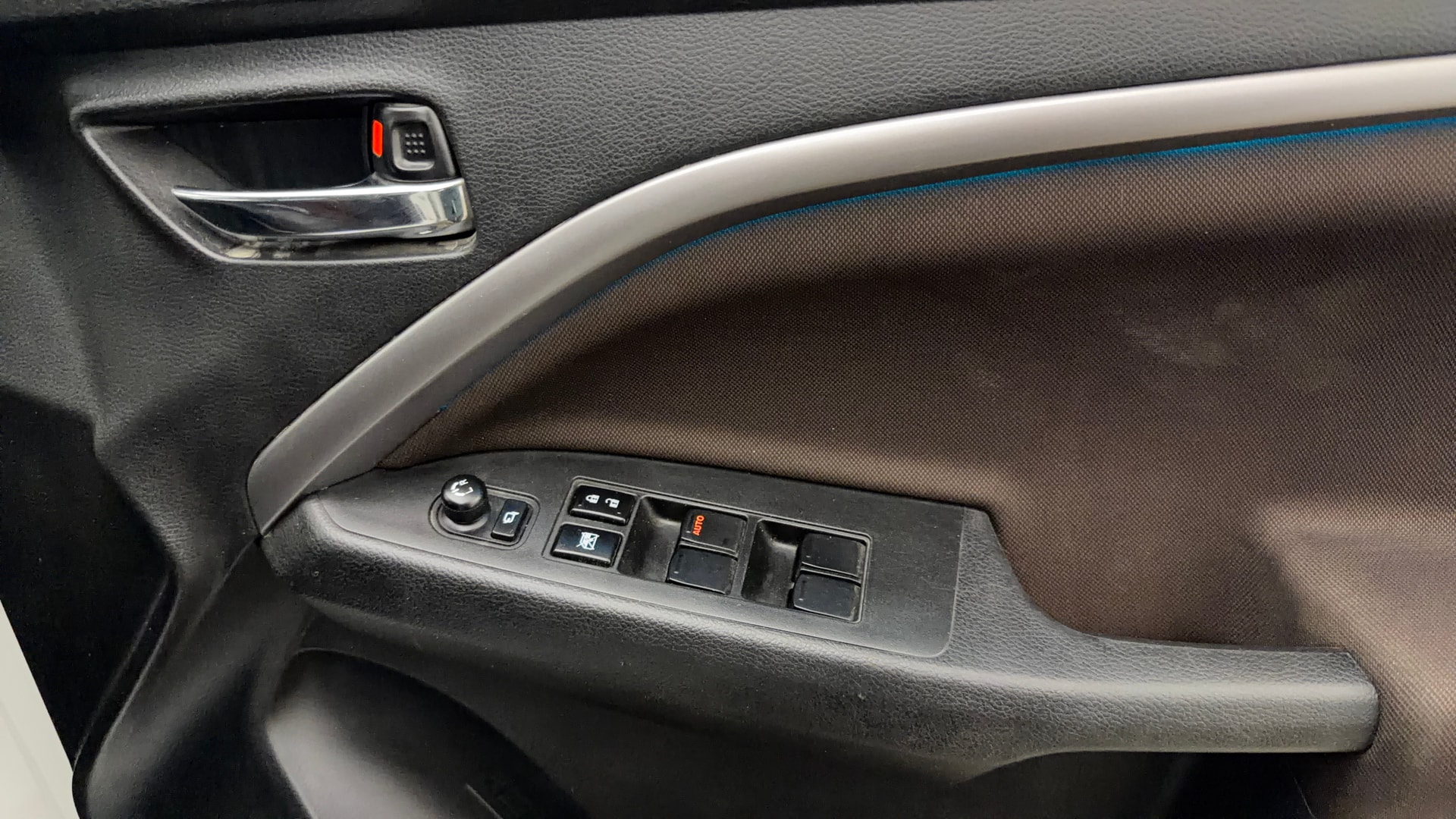 View 2024 Maruti Suzuki 1000 Base Variant Image 34 Used 2024 Maruti Suzuki 1000 Base Variant Image 34