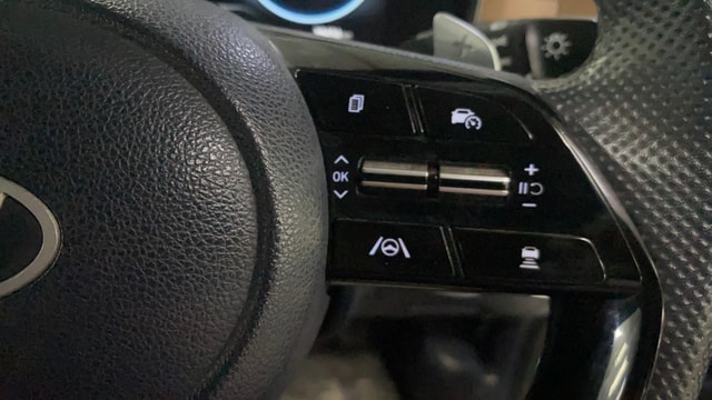 View Hyundai Alcazar Image 3 Used Hyundai Alcazar Image 3