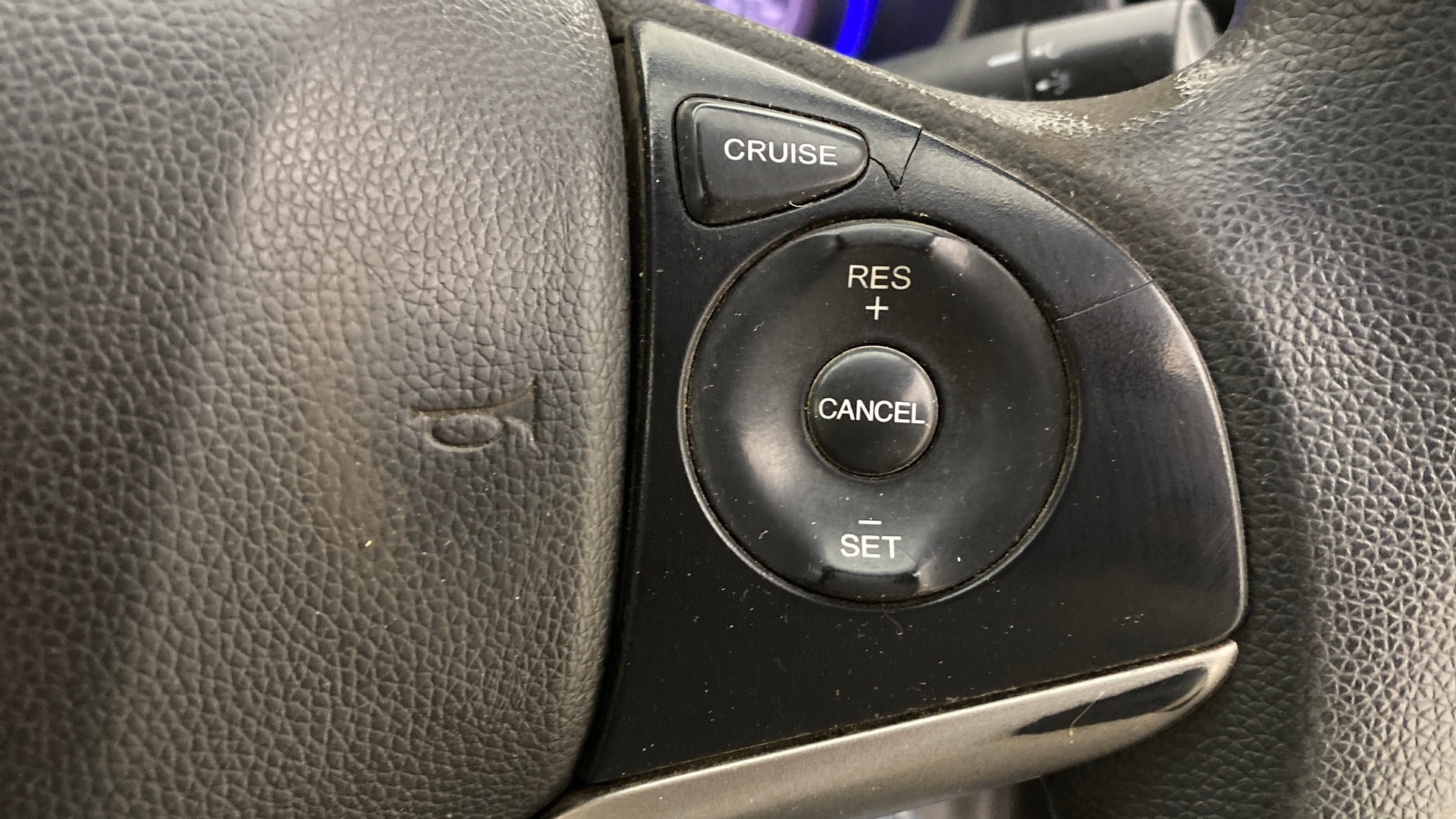 View 2015 Honda City ZX MT Diesel Anniversary Edition Image 3 Used 2015 Honda City ZX MT Diesel Anniversary Edition Image 3