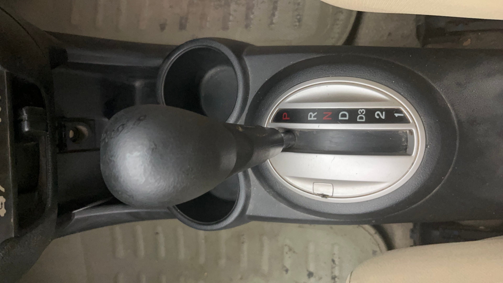 View 2015 Honda Amaze E MT Petrol BS IV Image 38 Used 2015 Honda Amaze E MT Petrol BS IV Image 38