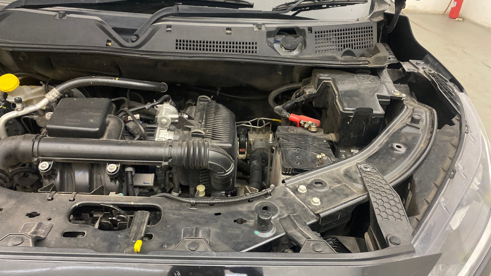 View 2024 Nissan Magnite XE Image 13 Used 2024 Nissan Magnite XE Image 13