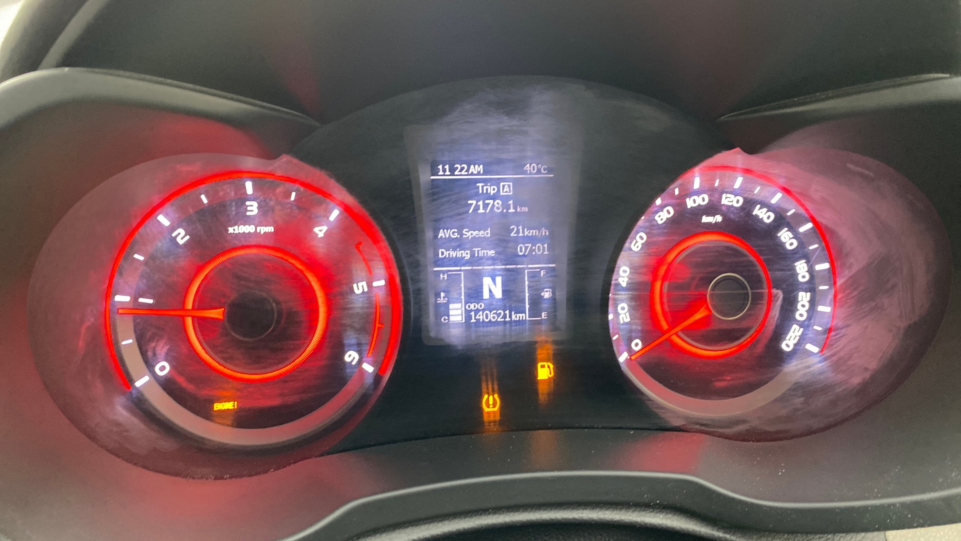 View 2019 Mahindra XUV300 W4 Petrol BS IV Image 21 Used 2019 Mahindra XUV300 W4 Petrol BS IV Image 21