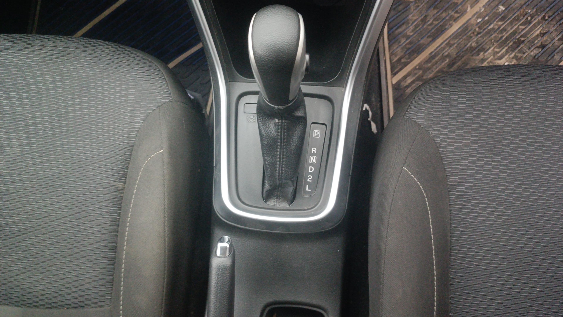 View 2021 Maruti Suzuki 1000 Base Variant Image 42 Used 2021 Maruti Suzuki 1000 Base Variant Image 42