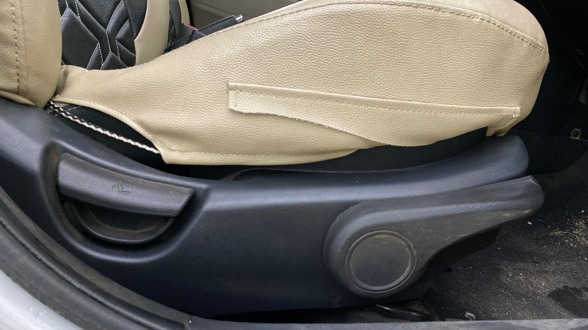 View 2016 Hyundai Xcent S Petrol Image 18 Used 2016 Hyundai Xcent S Petrol Image 18
