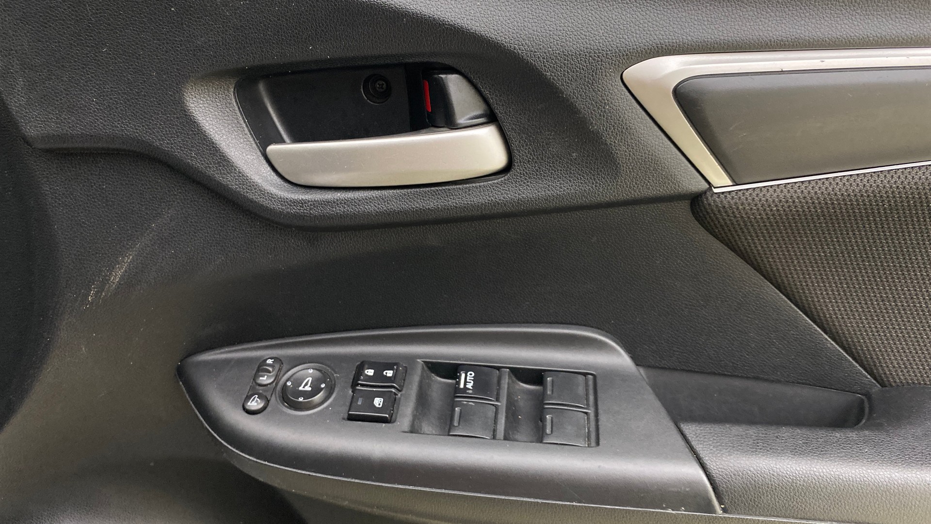 View 2022 Honda WR-V S MT Diesel Edge Edition Image 40 Used 2022 Honda WR-V S MT Diesel Edge Edition Image 40
