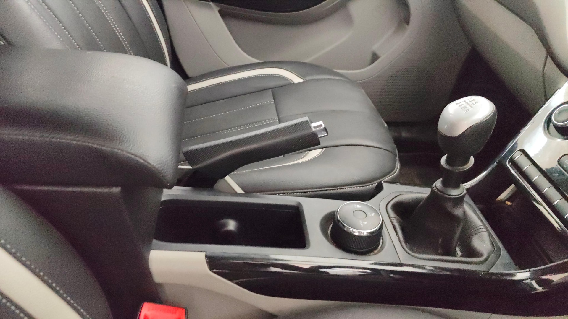 View 2020 Tata Nexon Revotron XM Image 38 Used 2020 Tata Nexon Revotron XM Image 38