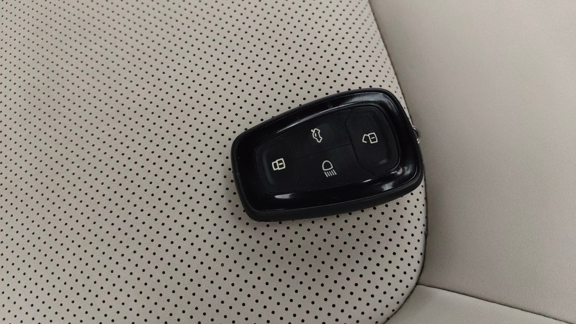View 2022 Tata Nexon Revotron XE Image 29 Used 2022 Tata Nexon Revotron XE Image 29