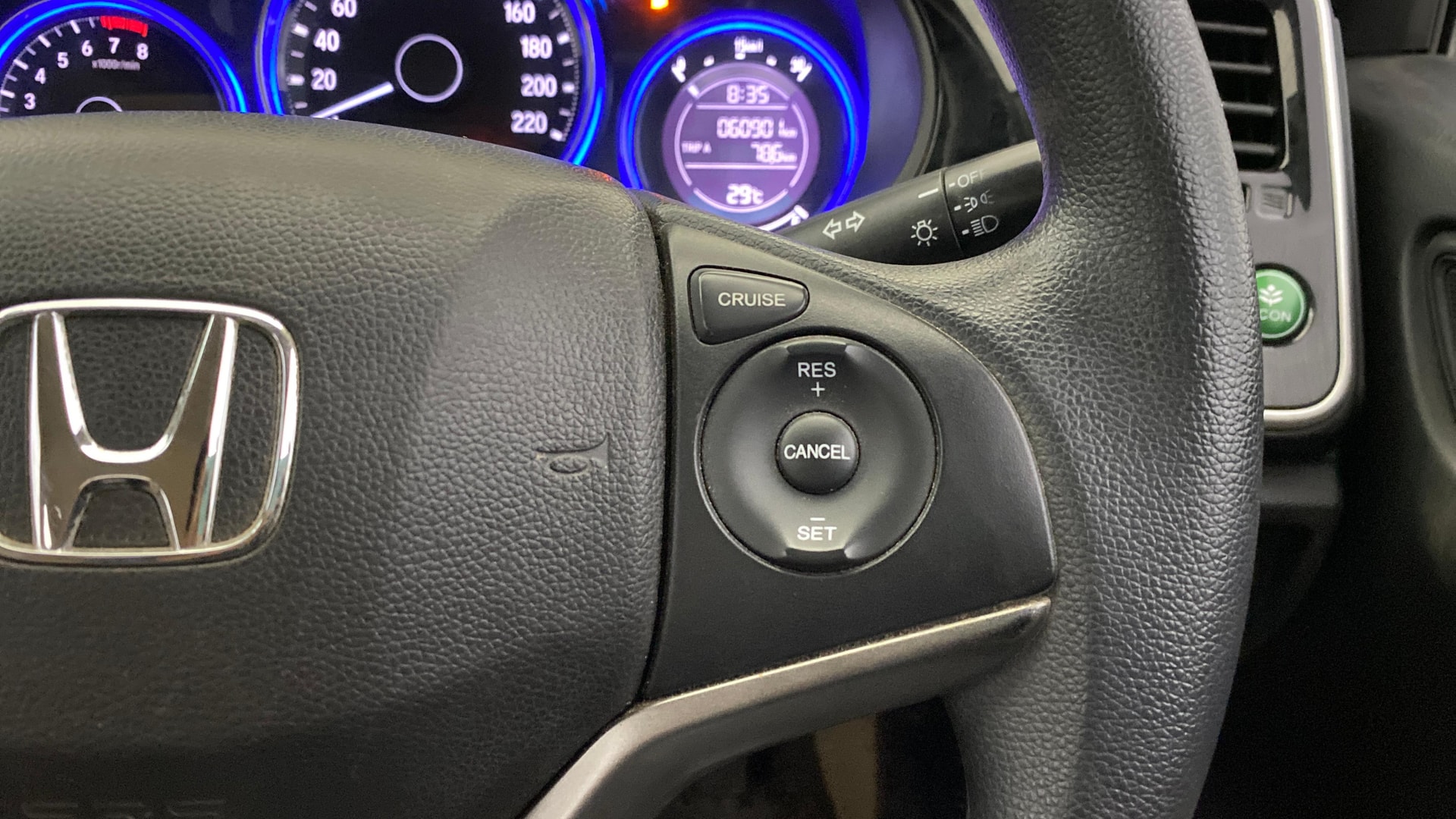 View 2014 Honda City ZX MT Diesel Anniversary Edition Image 3 Used 2014 Honda City ZX MT Diesel Anniversary Edition Image 3