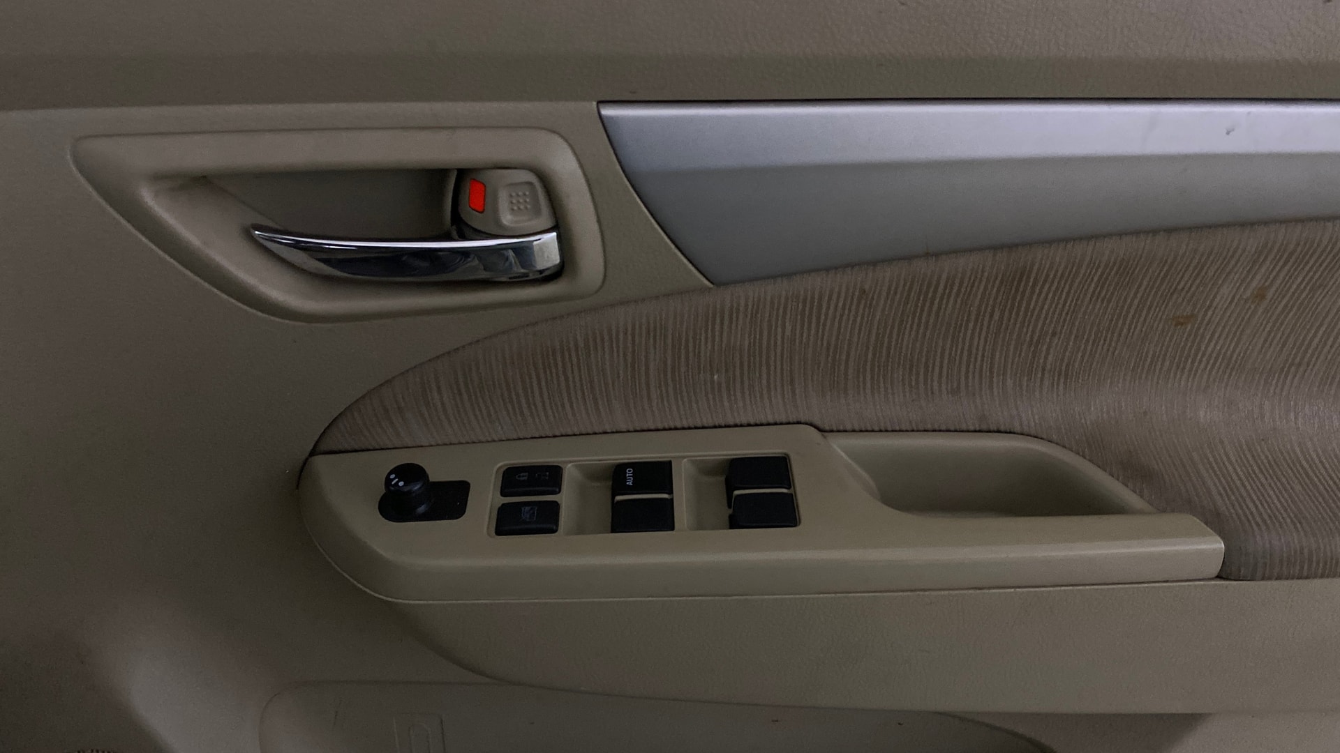 View 2014 Maruti Suzuki 1000 Base Variant Image 33 Used 2014 Maruti Suzuki 1000 Base Variant Image 33
