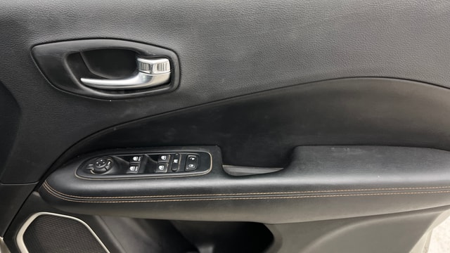 View Jeep Compass Image 33 Used Jeep Compass Image 33