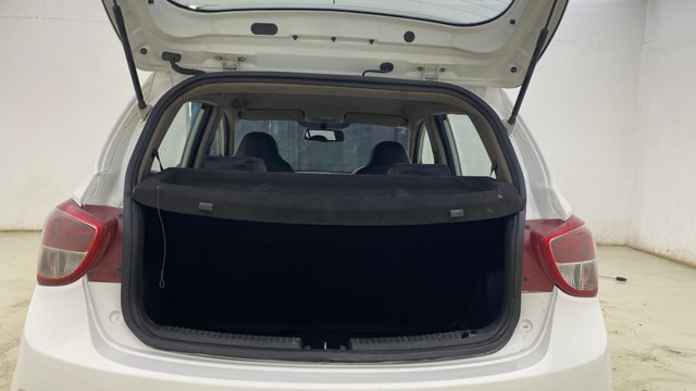 View Hyundai Grand i10 Image 10 Used Hyundai Grand i10 Image 10