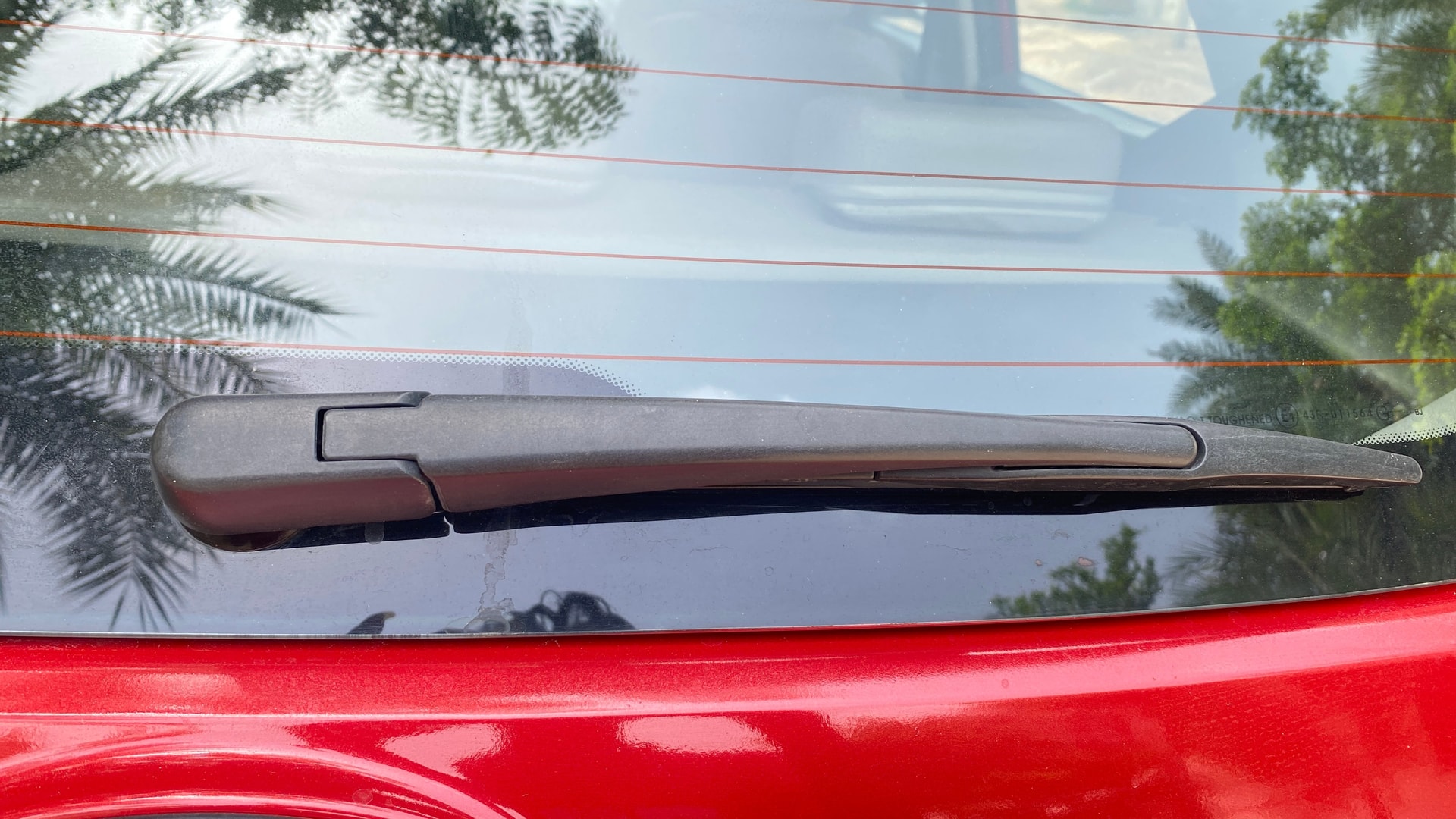 View 2019 Mahindra XUV300 W4 Petrol BS IV Image 24 Used 2019 Mahindra XUV300 W4 Petrol BS IV Image 24